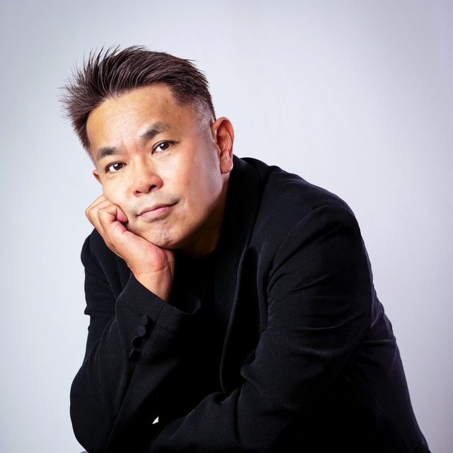 中西 圭三